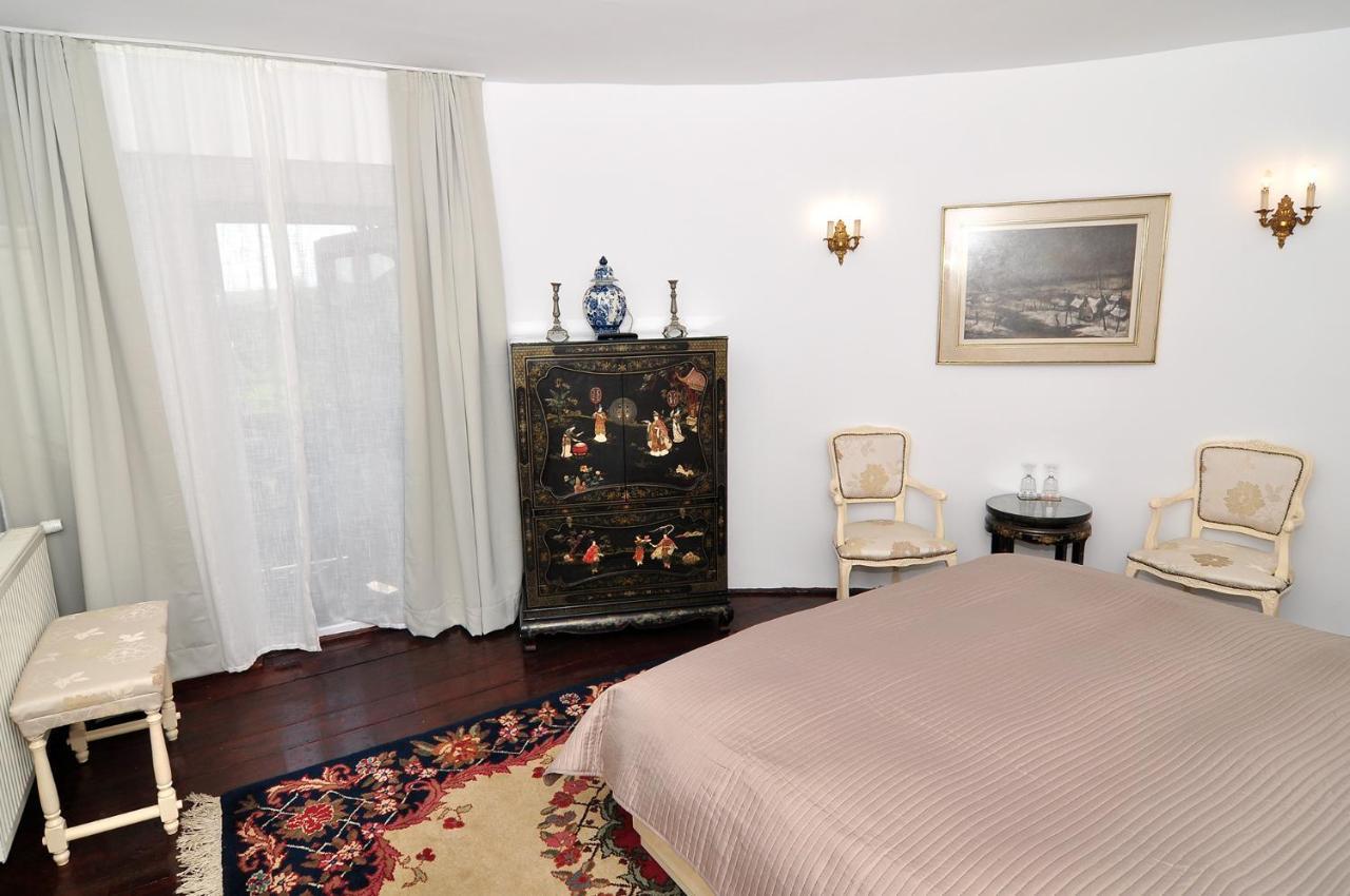 Bed & Breakfast Popamuseum Tarpesti Strada Muzeului Nr 28 Tîrpeşti Zewnętrze zdjęcie