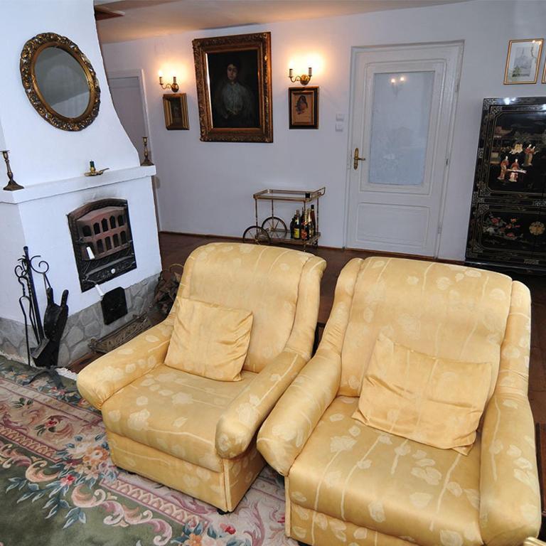 Bed & Breakfast Popamuseum Tarpesti Strada Muzeului Nr 28 Tîrpeşti Zewnętrze zdjęcie